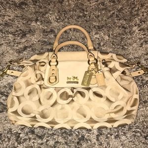 🌟COACH purse with purple interior🌟